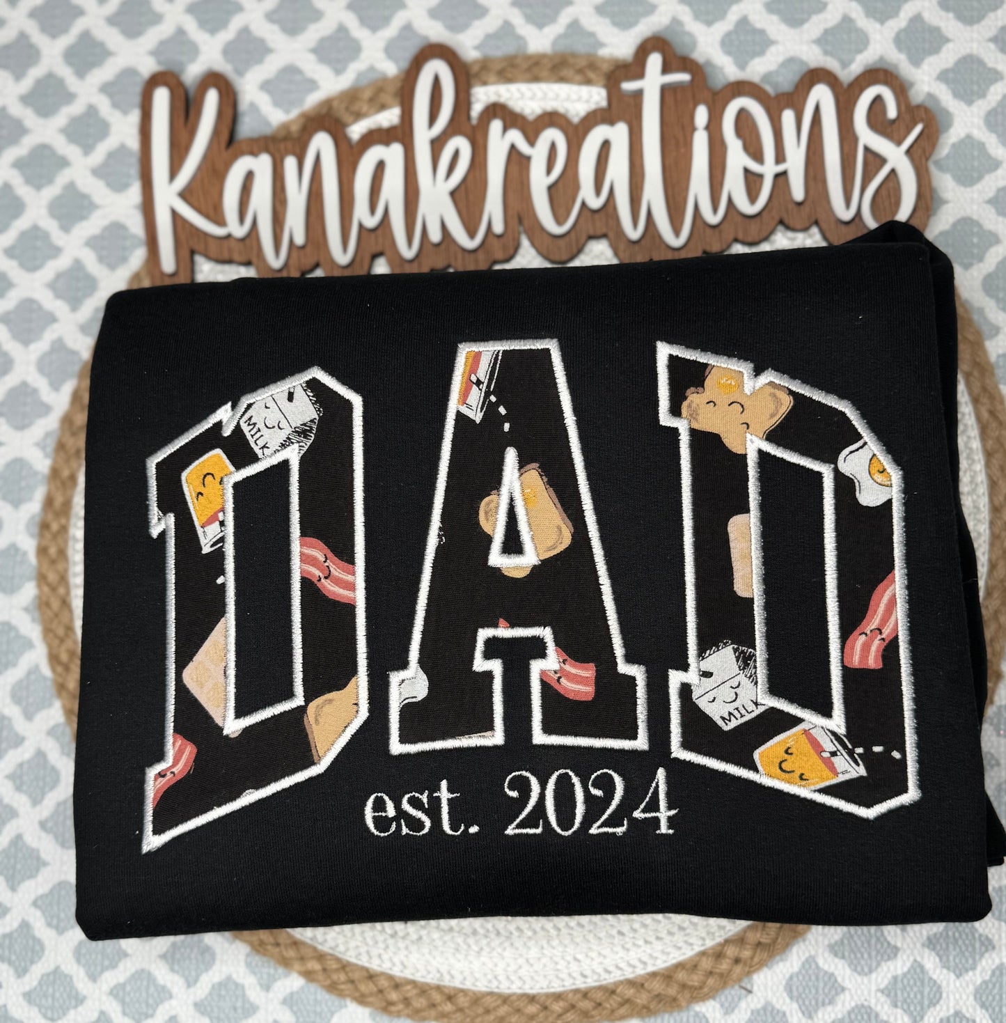 Keepsake – Embroidered Sweatshirt